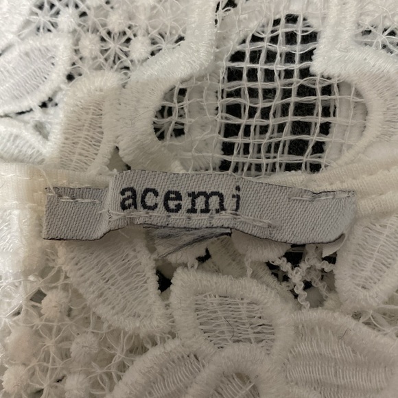 Acemi white lace & crochet tank top - Size Medium - Picture 5 of 9